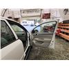 Image 37 : PARKSVILLE - 2005 CHEVY COBALT, WHITE, 206476 KMS, FRONT WHEEL DRIVE. - B550012