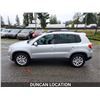 Image 16 : DUNCAN - 2010 VOLKSWAGEN TIGUAN, SILVER, 196600 KMS, ALL WHEEL DRIVE. - D501812