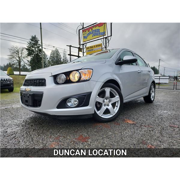 DUNCAN - 2012 CHEVROLET SONIC, SILVER, 100613 KMS, FRONT WHEEL DRIVE. - J121383