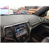 Image 56 : PARKSVILLE - 2018 JEEP CHEROKEE, WHITE, 164259 KMS, FOUR WHEEL DRIVE. - D398157
