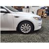 Image 25 : PARKSVILLE - 2018 KIA OPTIMA, WHITE, 134308 KMS, FRONT WHEEL DRIVE. - J203637