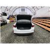 Image 43 : PARKSVILLE - 2018 KIA OPTIMA, WHITE, 134308 KMS, FRONT WHEEL DRIVE. - J203637
