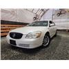 Image 1 : PARKSVILLE - 2008 BUICK LUCERNE, WHITE, 204148 KMS, FRONT WHEEL DRIVE. - B155006