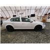 Image 11 : PARKSVILLE - 2005 CHEVY COBALT, WHITE, 206476 KMS, FRONT WHEEL DRIVE. - B550012