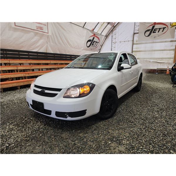 PARKSVILLE - 2005 CHEVY COBALT, WHITE, 206476 KMS, FRONT WHEEL DRIVE. - B550012