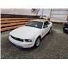 Image 4 : PARKSVILLE - 2007 FORD MUSTANG, WHITE, 174702 KMS, REAR WHEEL DRIVE. - D267925