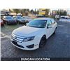 Image 2 : DUNCAN - 2011 FORD FUSION, WHITE, 141715 KMS, FRONT WHEEL DRIVE. - D335818
