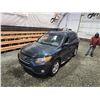 Image 4 : PARKSVILLE - 2010 HYUNDAI SANTE FE, BLUE, 167018 KMS, FOUR WHEEL DRIVE. - D340172