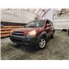 Image 1 : PARKSVILLE - 2009 HYUNDAI TUCSON, RED, 326904 KMS, ALL WHEEL DRIVE. - D167900