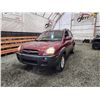 Image 3 : PARKSVILLE - 2009 HYUNDAI TUCSON, RED, 326904 KMS, ALL WHEEL DRIVE. - D167900