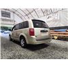 Image 20 : PARKSVILLE - 2010 DODGE GRAND CARAVAN, GOLD, 242781 KMS, FRONT WHEEL DRIVE. - D361963