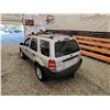 Image 21 : PARKSVILLE - 2005 FORD ESCAPE, GREY, 226312 KMS, FOUR WHEEL DRIVE. - DD66169