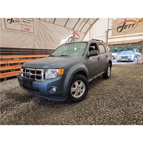PARKSVILLE - 2010 FORD ESCAPE, BLUE, 119981 KMS, FRONT WHEEL DRIVE. - NO RESERVE DC87328