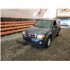 Image 4 : PARKSVILLE - 2010 FORD ESCAPE, BLUE, 119981 KMS, FRONT WHEEL DRIVE. NO RESERVE. - DC87328