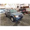 Image 9 : PARKSVILLE - 2010 FORD ESCAPE, BLUE, 119981 KMS, FRONT WHEEL DRIVE. NO RESERVE. - DC87328