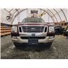 Image 5 : PARKSVILLE - 2008 FORD EXPLORER, RED, 255320 KMS, FOUR WHEEL DRIVE. - JA99199