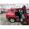 Image 40 : PARKSVILLE - 2012 JEEP COMPASS, RED, 184079 KMS, FOUR WHEEL DRIVE. - B525120