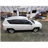 Image 13 : PARKSVILLE - 2012 JEEP COMPASS, WHITE, 173468 KMS, FOUR WHEEL DRIVE. - B614415