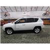 Image 23 : PARKSVILLE - 2012 JEEP COMPASS, WHITE, 173468 KMS, FOUR WHEEL DRIVE. - B614415