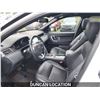 Image 33 : DUNCAN - 2019 LAND ROVER DISCOVERY, WHITE, 168942 KMS, ALL WHEEL DRIVE. - D828830