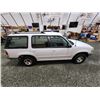 Image 12 : PARKSVILLE - 1995 FORD EXPLORER, WHITE, 115820 KMS, REAR WHEEL DRIVE. - BC03419