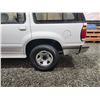 Image 29 : PARKSVILLE - 1995 FORD EXPLORER, WHITE, 115820 KMS, REAR WHEEL DRIVE. - BC03419