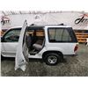 Image 44 : PARKSVILLE - 1995 FORD EXPLORER, WHITE, 115820 KMS, REAR WHEEL DRIVE. - BC03419