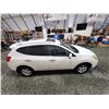 Image 13 : PARKSVILLE - 2013 NISSAN ROGUE, WHITE, 218590 KMS, FOUR WHEEL DRIVE. - B146425