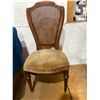 Image 14 : 701 -- DINING ROOM TABLE SET