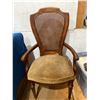 Image 20 : 701 -- DINING ROOM TABLE SET