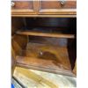 Image 7 : 702 -- SKLAR-PEPPLER CREDENZA