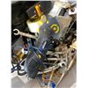 Image 2 : 703 -- MIXED TOOL BOX