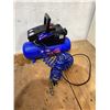 Image 1 : 710 -- CAMPBELL HAUSFELD AIR COMPRESSOR