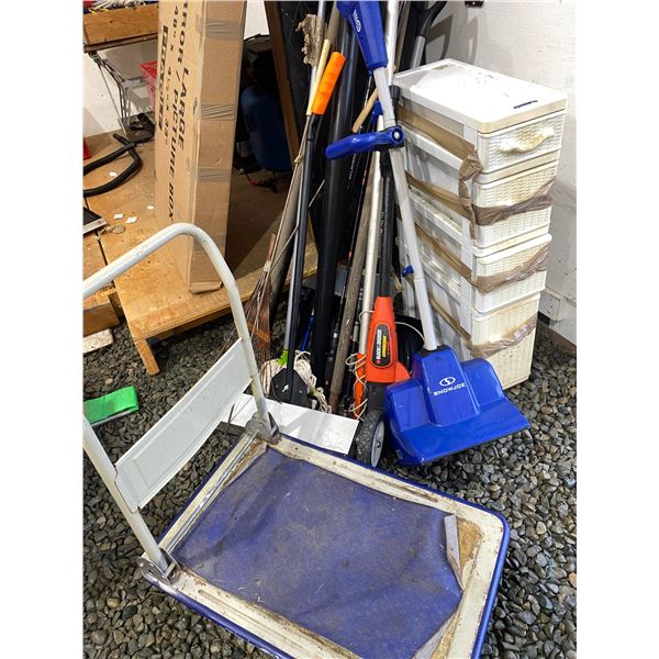722 -- MIXED TOOLS AND PARTS