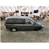 Image 13 : PARKSVILLE - 2001 MAZDA MPV, GREEN, 246915 KMS, FRONT WHEEL DRIVE. NO RESERVE. - D176563