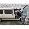 Image 42 : PARKSVILLE - 1997 VW EUROVAN, WHITE, 308003 KMS, FRONT WHEEL DRIVE. - P145138