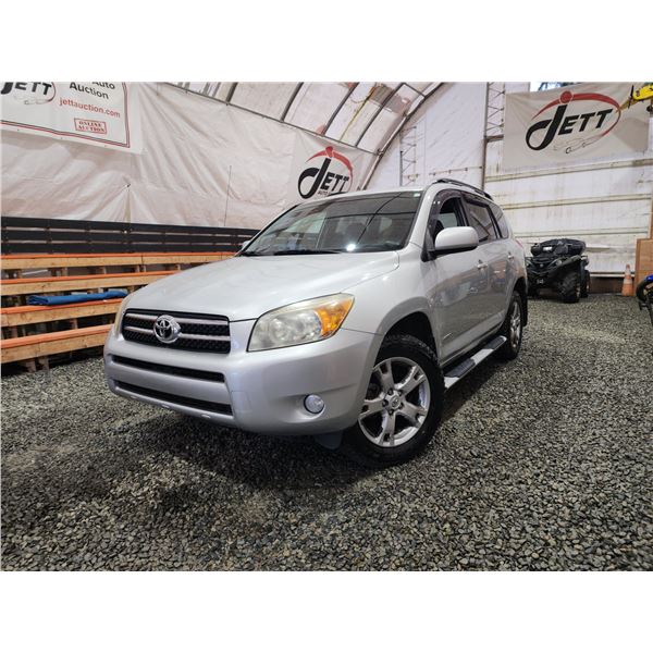 PARKSVILLE - 2007 TOYOTA RAV 4, SILVER, 192958 KMS, FOUR WHEEL DRIVE. - D118357