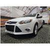 Image 2 : PARKSVILLE - 2014 FORD FOCUS TITANIUM, WHITE, 128288 KMS, FRONT WHEEL DRIVE. - D273364