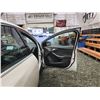 Image 37 : PARKSVILLE - 2014 FORD FOCUS TITANIUM, WHITE, 128288 KMS, FRONT WHEEL DRIVE. - D273364