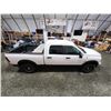 Image 13 : PARKSVILLE - 2015 RAM 1500 OUTDOORSMAN, WHITE, 233349 KMS, 4X4. - D678148