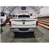 Image 18 : PARKSVILLE - 2015 RAM 1500 OUTDOORSMAN, WHITE, 233349 KMS, 4X4. - D678148
