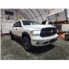 Image 8 : PARKSVILLE - 2015 RAM 1500 OUTDOORSMAN, WHITE, 233349 KMS, 4X4. - D678148