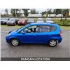 Image 16 : DUNCAN - 2008 HONDA FIT, BLUE, 249890 KMS, FRONT WHEEL DRIVE. - J803220