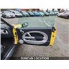 Image 25 : DUNCAN - 2003 MINI COOPER, YELLOW, 177280 KMS, FRONT WHEEL DRIVE. - DE15068