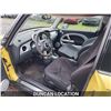 Image 30 : DUNCAN - 2003 MINI COOPER, YELLOW, 177280 KMS, FRONT WHEEL DRIVE. - DE15068