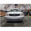 Image 5 : PARKSVILLE - 2005 FORD 500, SILVER, 61695 KMS, ALL WHEEL DRIVE. - B193939