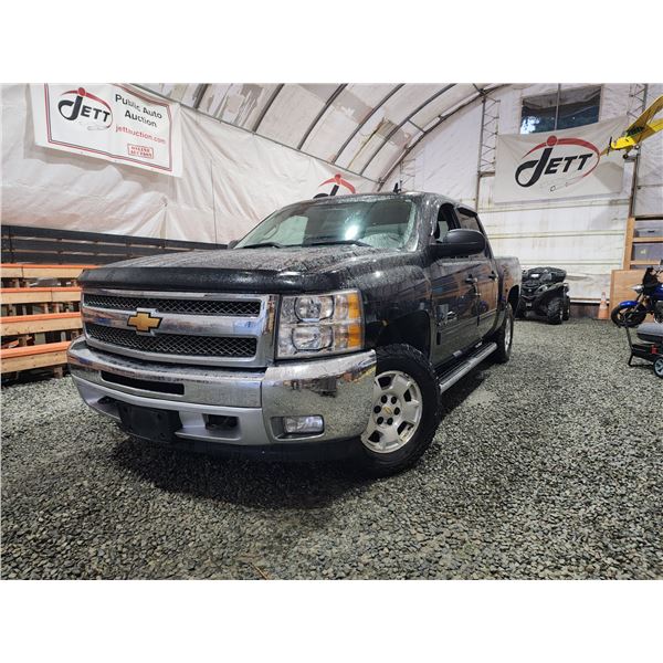 PARKSVILLE - 2012 CHEVY SILVERADO, BLACK, 394232 KMS, 4X4. - D109782
