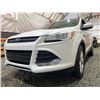 Image 2 : PARKSVILLE - 2015 FORD ESCAPE SE, WHITE, 134711 KMS, FOUR WHEEL DRIVE. - DC70403