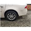 Image 30 : PARKSVILLE - 2008 BUICK LUCERNE, WHITE, 204148 KMS, FRONT WHEEL DRIVE. - B155006