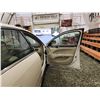 Image 38 : PARKSVILLE - 2008 BUICK LUCERNE, WHITE, 204148 KMS, FRONT WHEEL DRIVE. - B155006
